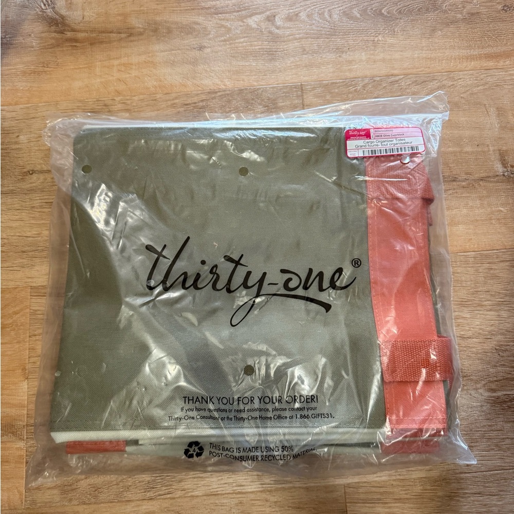 Thirty-One cargo organizer Green and Pink